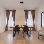 2 Bedrooms - Location - By Innorental Apartamento *