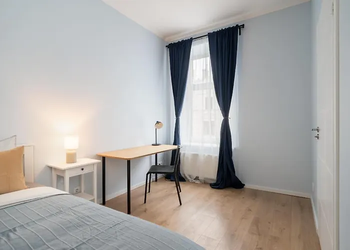 2 Bedrooms - Location - By Innorental 아파트